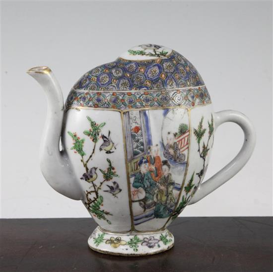 A Chinese enamelled porcelain Cadogan wine pot, 14.5cm